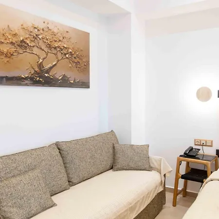 Hotel Linari Sea & *
