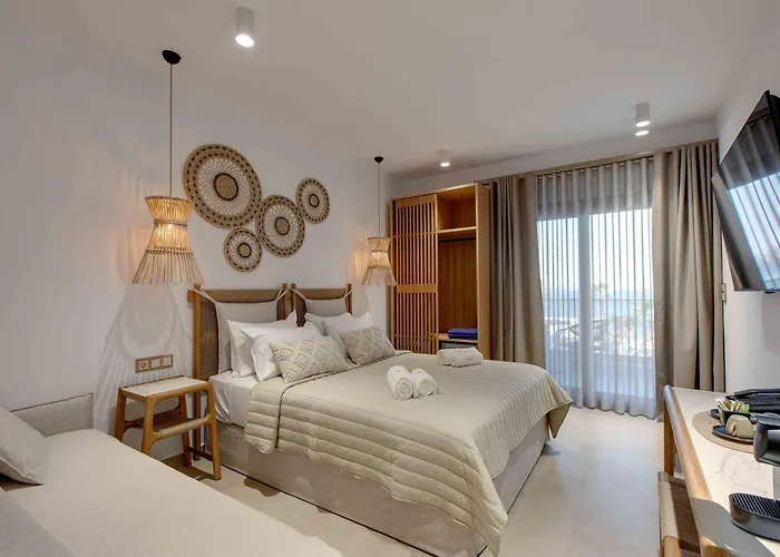 Linari Sea & Hotel