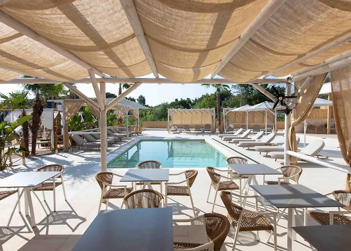 Linari Sea & Hotel